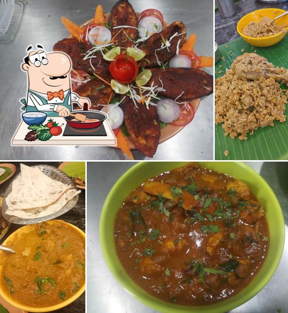 Chicken curry at Sri Sampoorna Hotel
