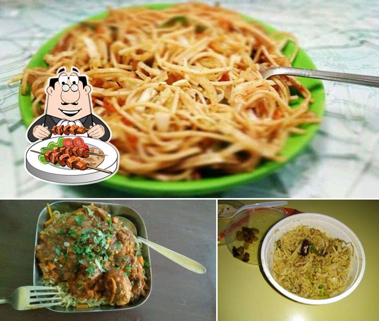 Meals at Paanch Foron