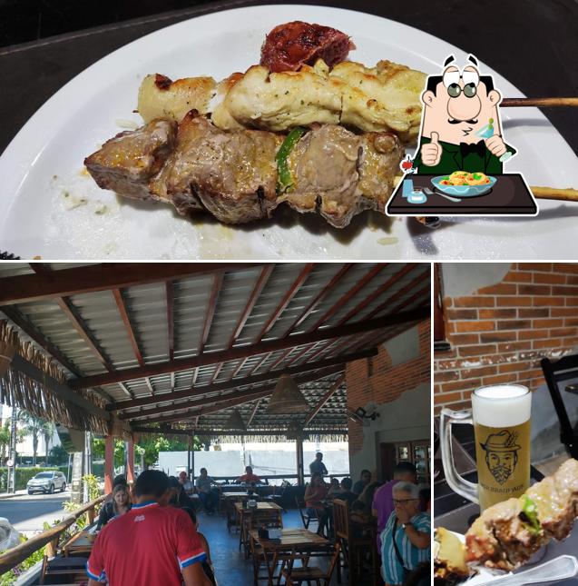 Esta é a imagem mostrando comida e exterior no Grill 770