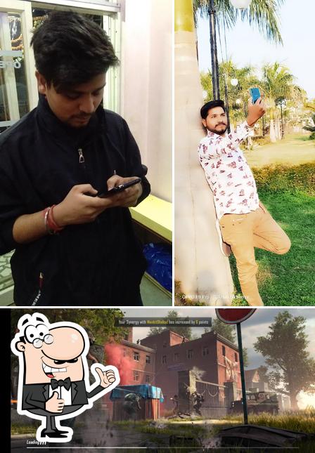 Here's an image of Pitambra Kachori