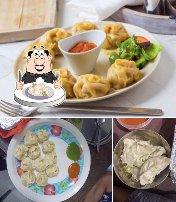 Dumplings at Sai Momo Corner