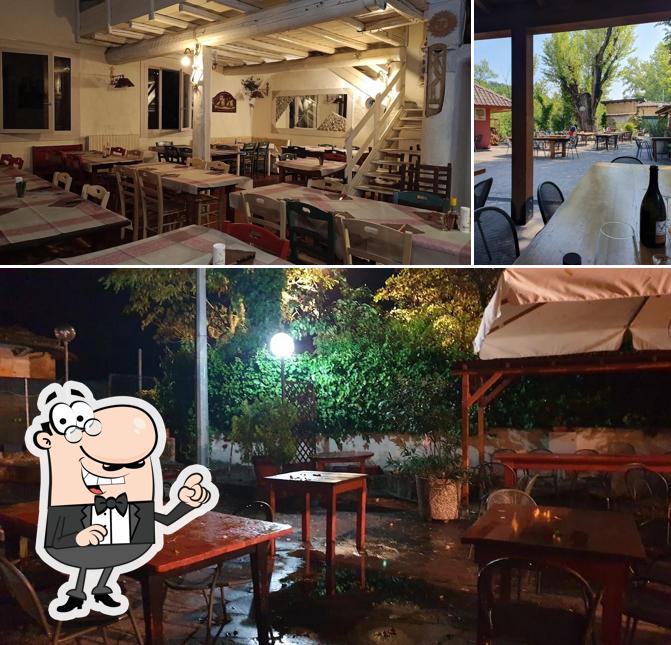 Siediti a un tavolo di Pizzeria Ristorante La Chiusa