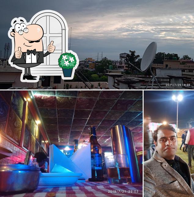 The exterior of Pandeyji's laziz family Restaurant