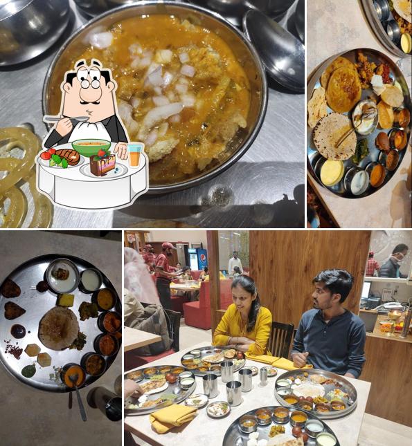 Hot and sour soup at Naivedya Thali