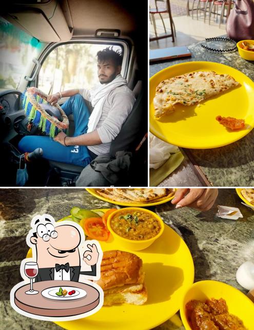 Food at Shiv Dhaba