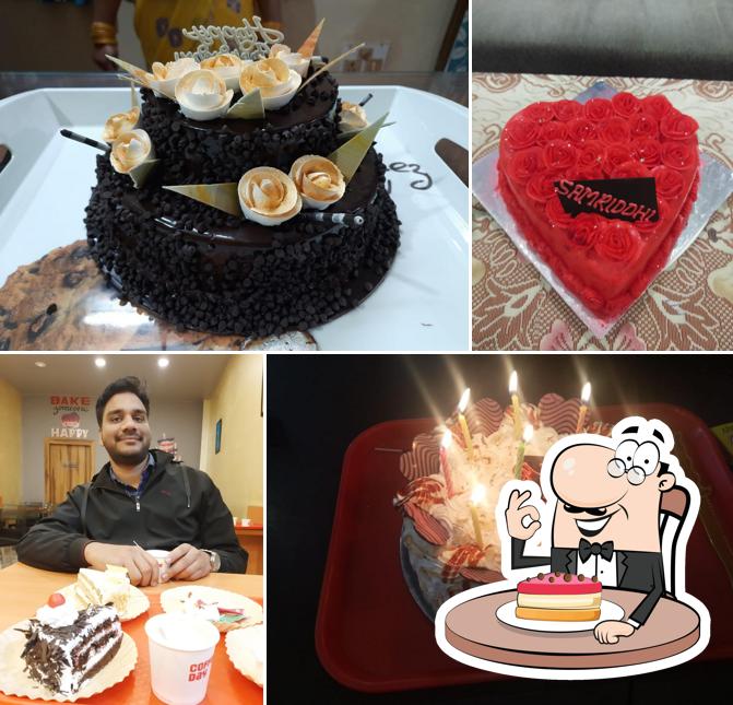 The Cakes picture