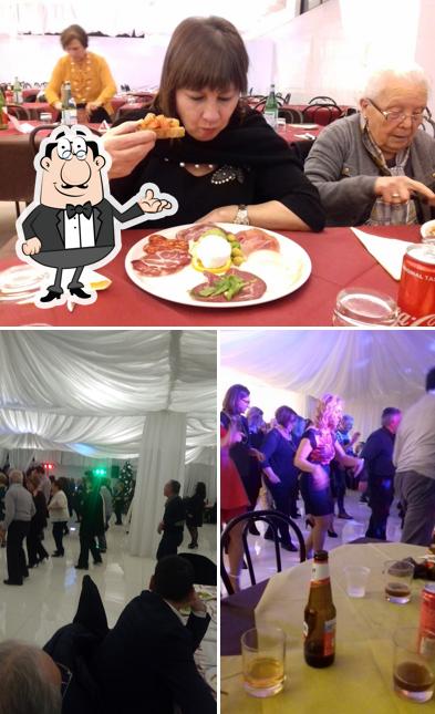 Capone Group Srl si caratterizza per la interni e tavolo da pranzo