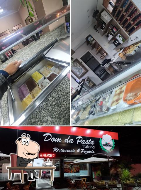 Sente em uma das mesas no Dom da Pasta