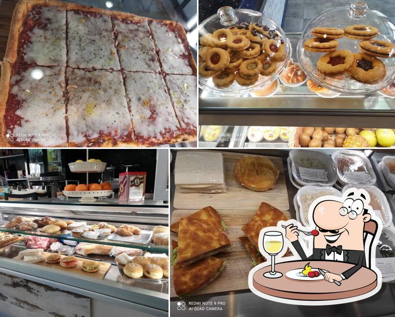 Cibo al Caffetteria Di Piazza