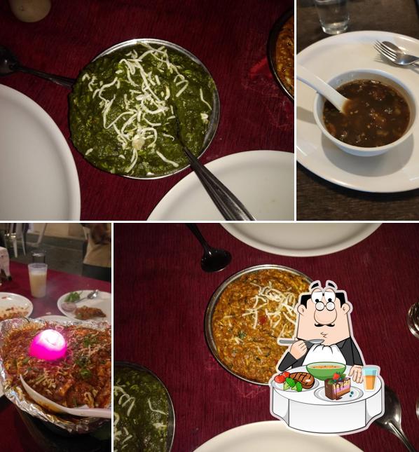 Hot and sour soup at Rangoli Park Restaurant