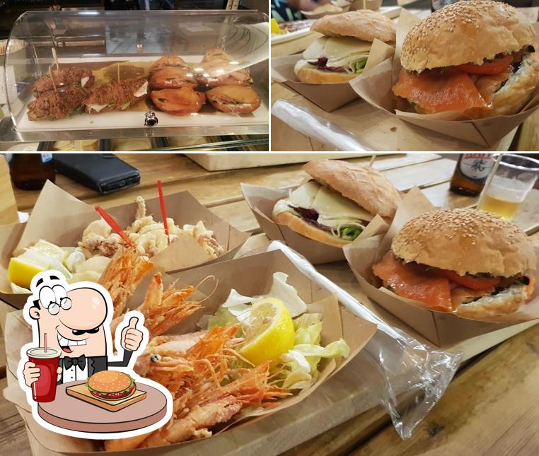 Ordina uno dei tipi di hamburger proposti a Fratelli Gourmet
