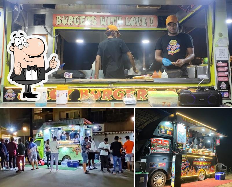 Here's a picture of Juicy Burgers Goa