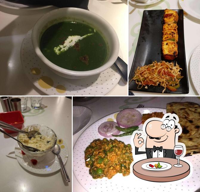 Food at Golden Chariot