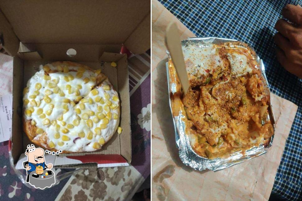 Food at FOODY HUB PIZZA MANIMAJRA