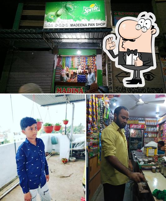 Madeena pan shop