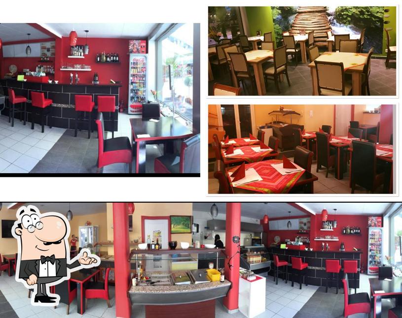 Gli interni di Café restaurant Rendez-vous