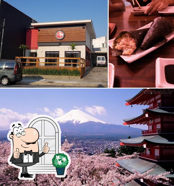 Confira a imagem ilustrando exterior e mesa de jantar no Mitsuaki - Comida Japonesa Rudge Ramos - A melhor comida Japonesa no ABC - Delivery
