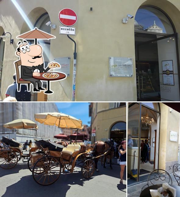 Guarda gli esterni di Cafè Pasticceria I Miracoli