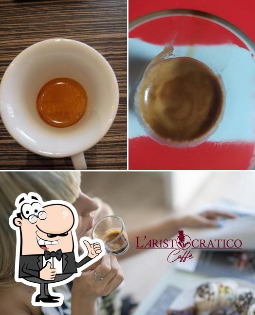 Vedi questa foto di Caffè L'aristocratico