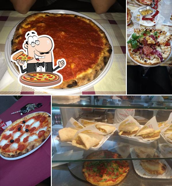 Scegli tra le svariate varianti di pizza