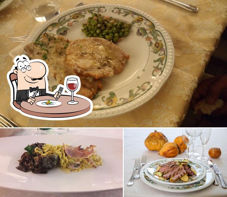 Tra le varie cose da Hotel Ares - Ristorante Nane si possono trovare la cibo e vino