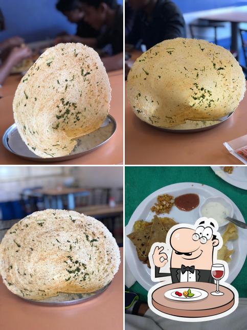 Food at J J Dhosa