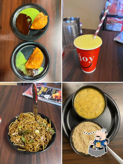 Food at Marwadi Zaika
