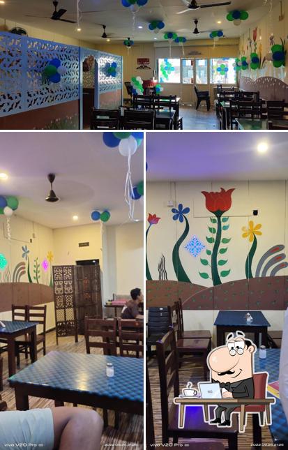 Check out how Royal Akbar looks inside