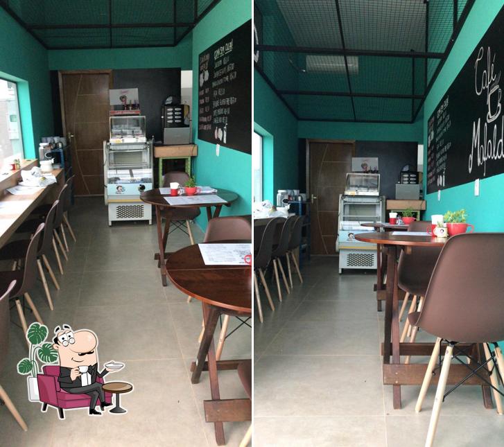 O interior do Café Mafalda