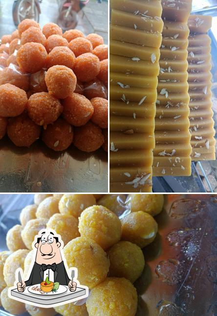 Meals at Nilagiri Bakery
