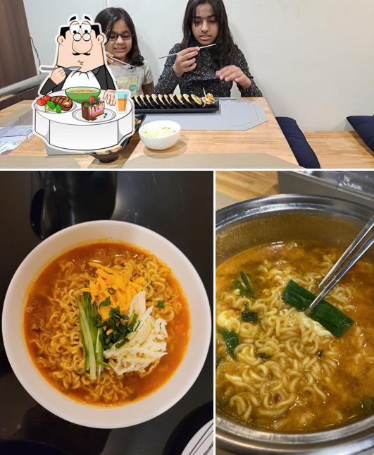 Hot and sour soup at Manna kimbab