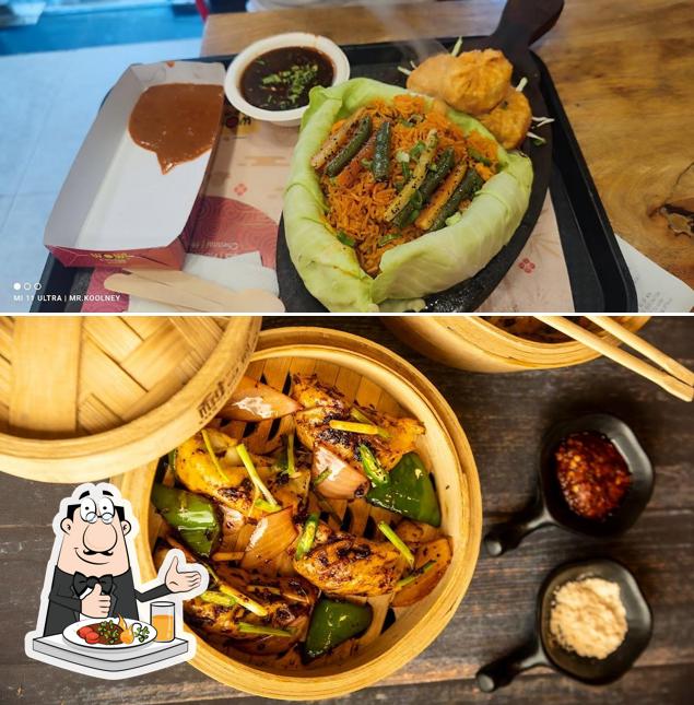 Food at Wow! Momo