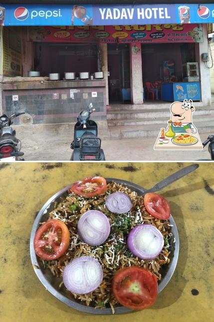 Food at Yadav Restaurant Tansen Road Gwalior
