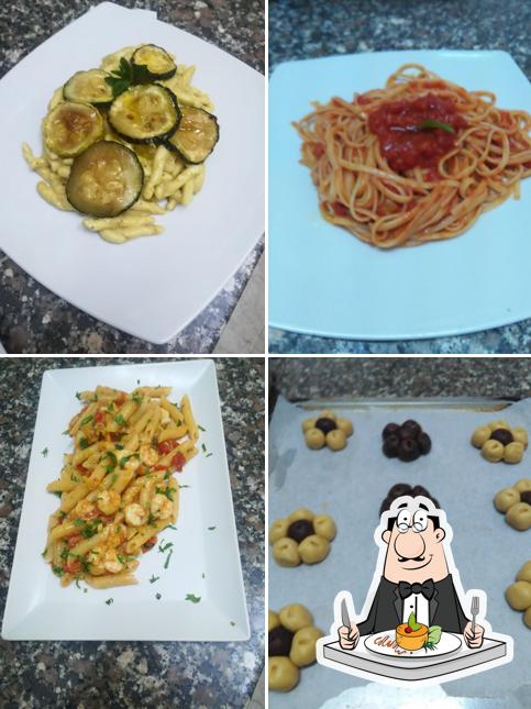 Platti al Frazzicafe' Food & Drinks