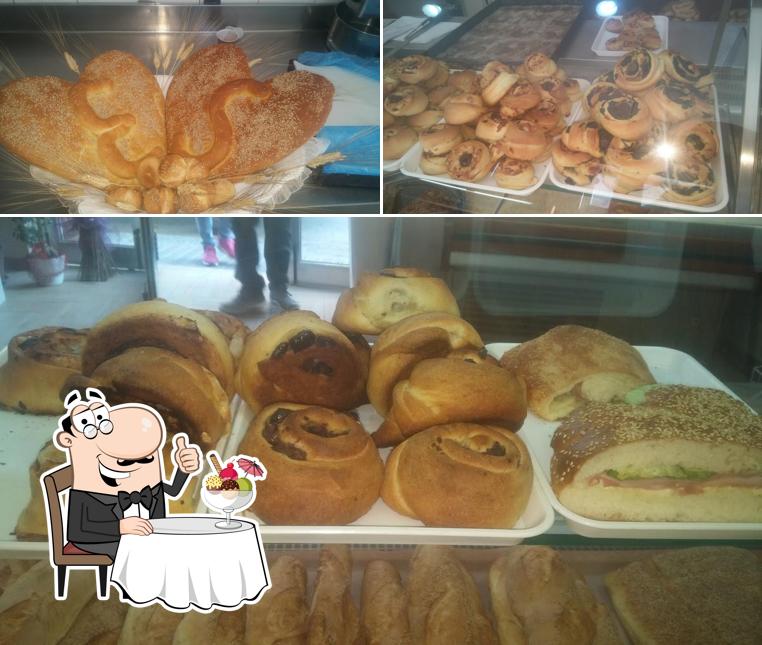 Pizzeria El Flamengo di Antonio Lombardo serve un'ampia varietà di dolci