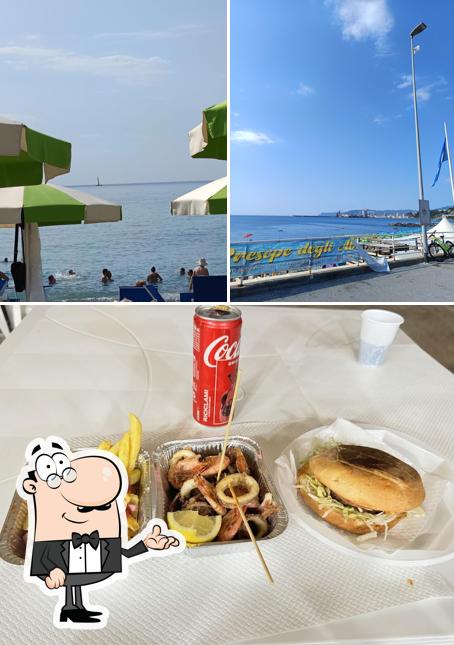 Gli interni di Chiosco " La Marinella "