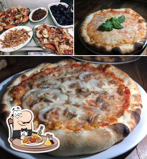 Scegli una pizza a Ristorante pizzeria "Is Cangialis"
