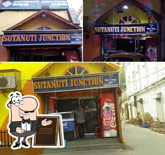 Enjoy the view outside Sutanuti Junction