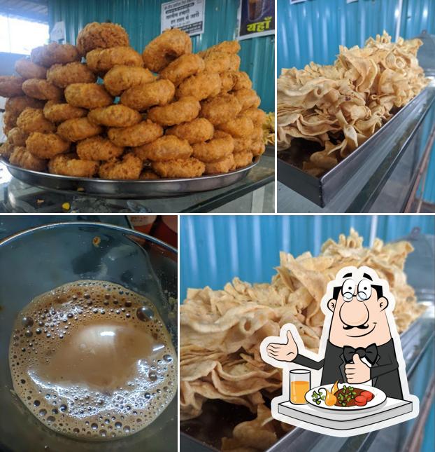 Food at MADINA HOTEL