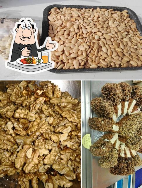 Platti al Gelateria Creperia La Meraviglia