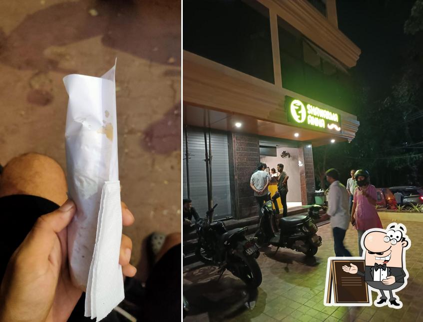 The exterior of Shawarma Anna