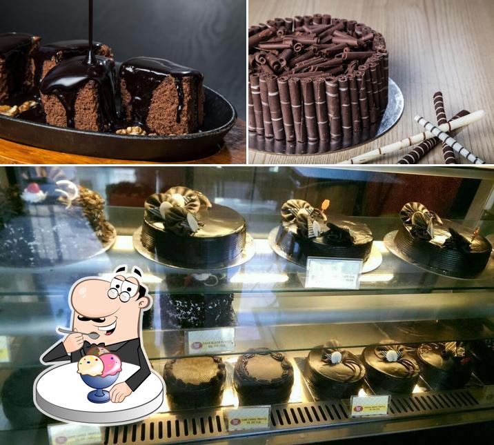 Don’t forget to order a dessert at Copper Chocs