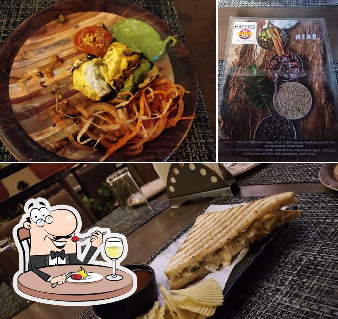 Food at Eaters Stop Restaurant Gajuwaka