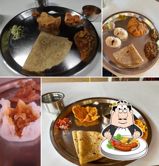 Food at Kelkar Khanawal