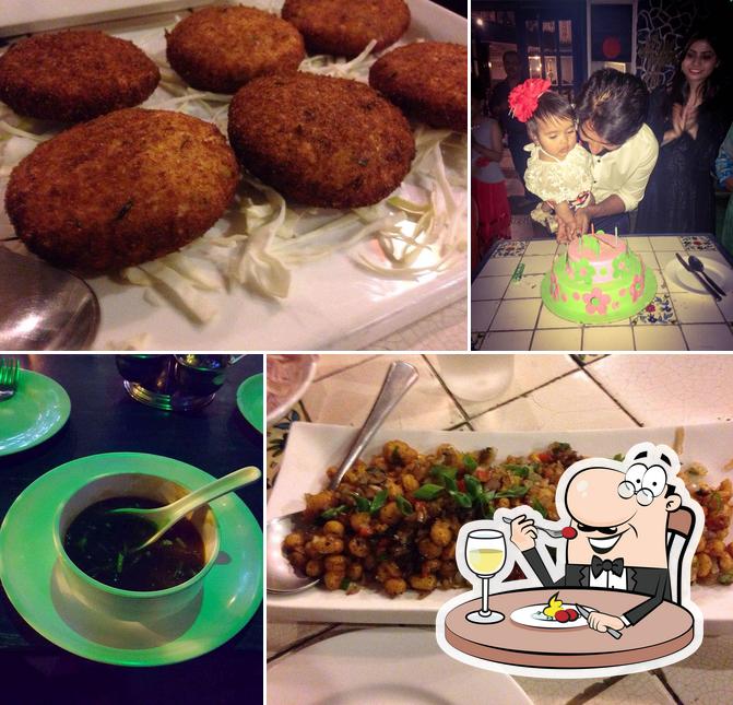 Food at VANDEEZ TADKA