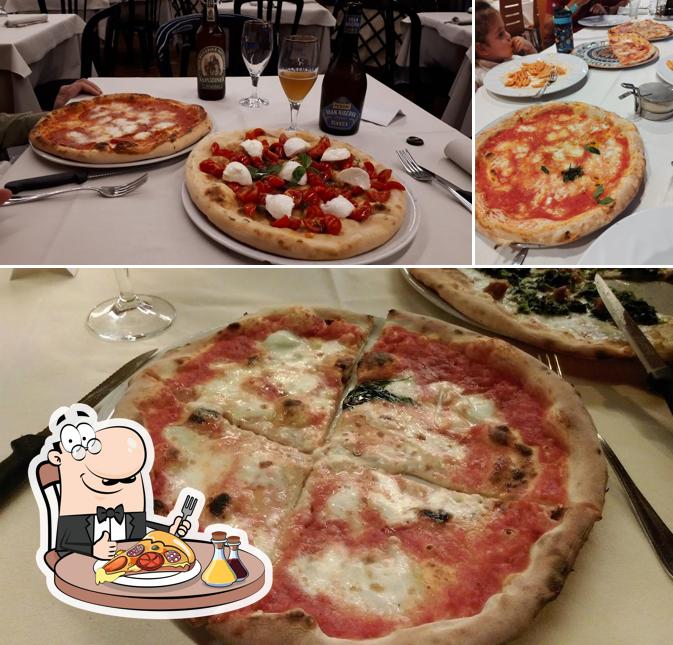 Scegli tra le svariate varianti di pizza