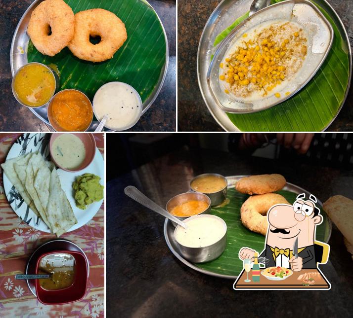 Meals at Komala Vilas