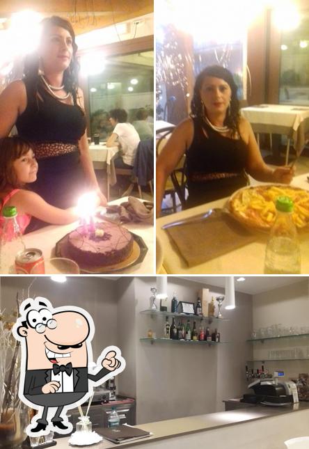 Dai un'occhiata agli interni di Pizzeria Positano Ristorante