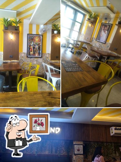 Check out how Burgerland Chhatarpur looks inside