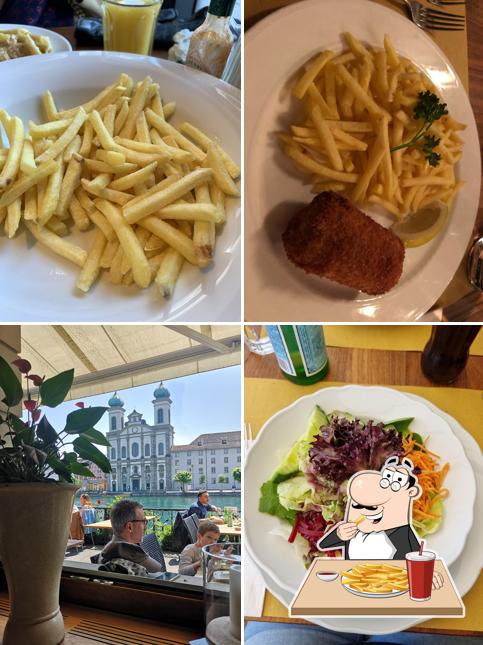 Assaggia un piatto di patatine a La Terrazza